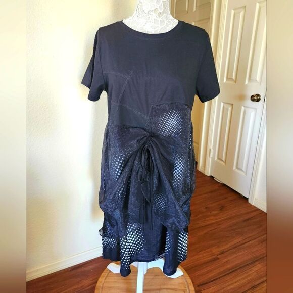 Miss Ciara Dress - Picture 1 of 10